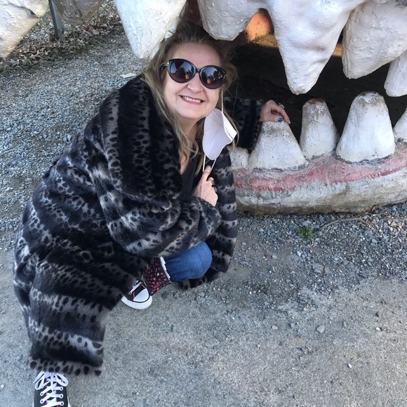 Meet your Posher, Christy - Picture 6 of 15